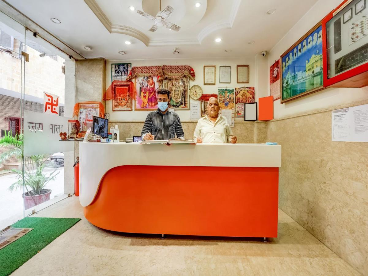 Oyo 75948 Hotel Tushar Continental Нью-Делі Екстер'єр фото