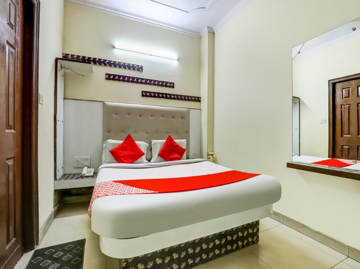 Oyo 75948 Hotel Tushar Continental Нью-Делі Екстер'єр фото